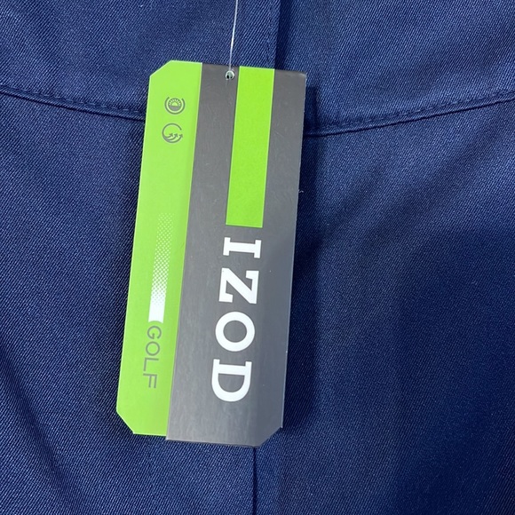 NWT Navy Izod Golf Skort. - Picture 3 of 5